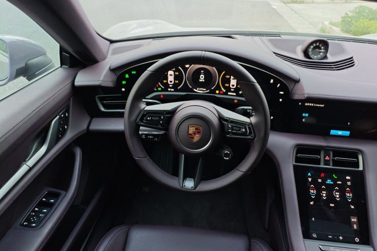 Used Porsche Taycan 2024 Taycan 4 Steering Wheel