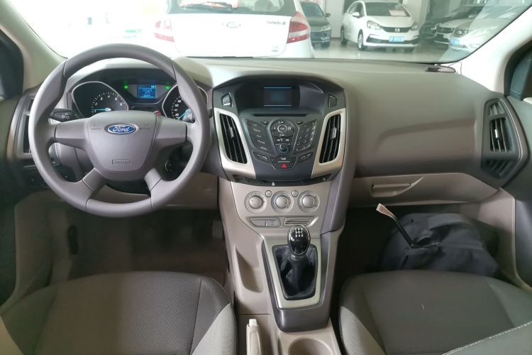 Used Ford Focus 2012 Sedan 1.6L Manual Comfort Model