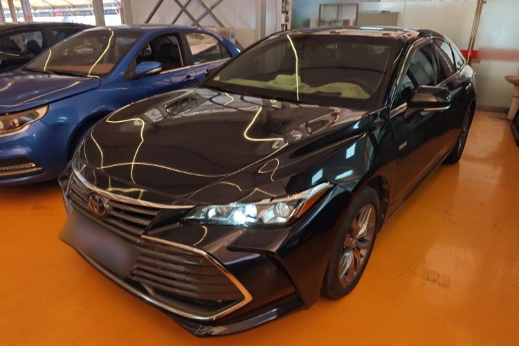 Used Toyota Avalon 2019 Dual-Engine 2.5L Luxury Edition China VI Standard