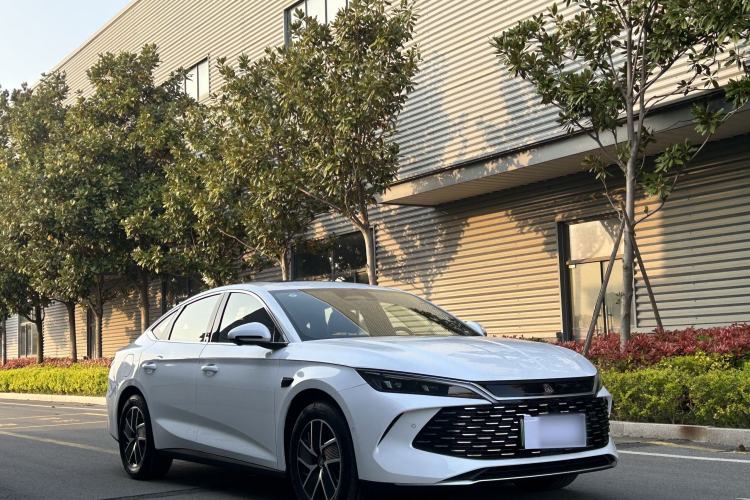 Used BYD Qin L 2025 DM-i Smart Drive 120KM Superior Model Exterior 5