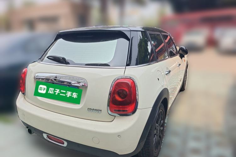 Used MINI 2016 1.5T COOPER Five-Door Edition Rear Right 45 Deg