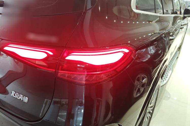 Used Mercedes-Benz GLC 2023 GLC 300 L 4MATIC Dynamic 7-Seater
