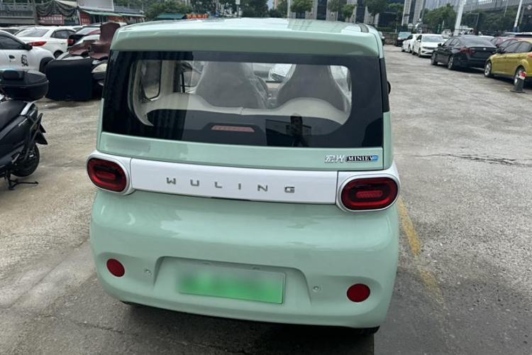 Used Wuling Hongguang MINIEV 2024 3rd Generation 215km Youth Edition