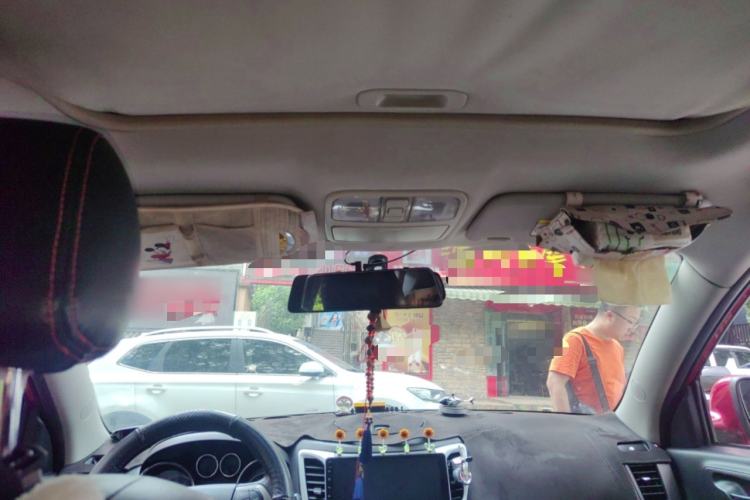 Used CHANGAN CS35 2012 1.6L Manual Luxury Model China IV Standard Headliner