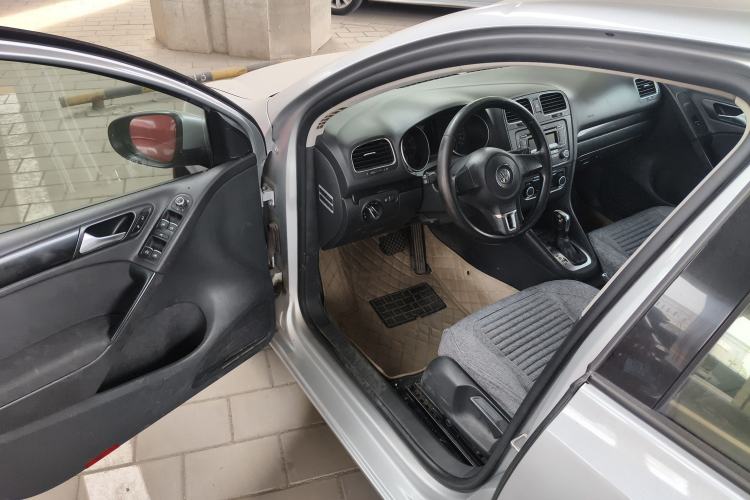 Used Volkswagen Golf 2012 1.4 TSI Automatic Comfort Edition Driver Seat