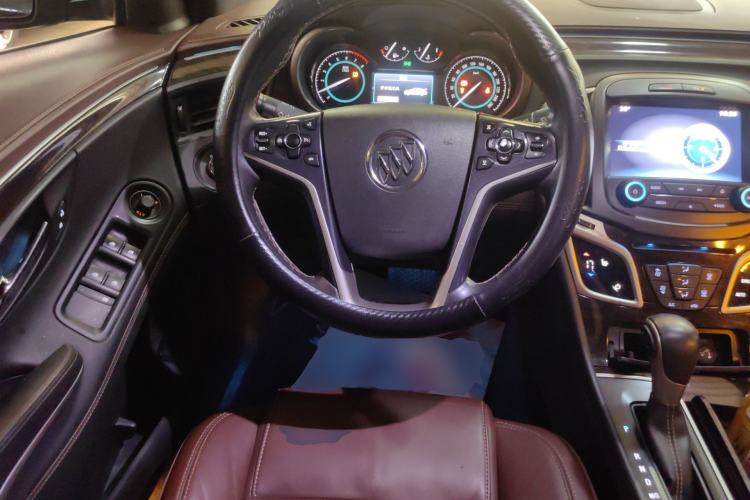 Used Buick LaCrosse 2014 2.0T SIDI Elite Tech Version Steering Wheel
