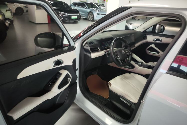 Used BYD Yuan UP 2024 401KM Leading Edition
