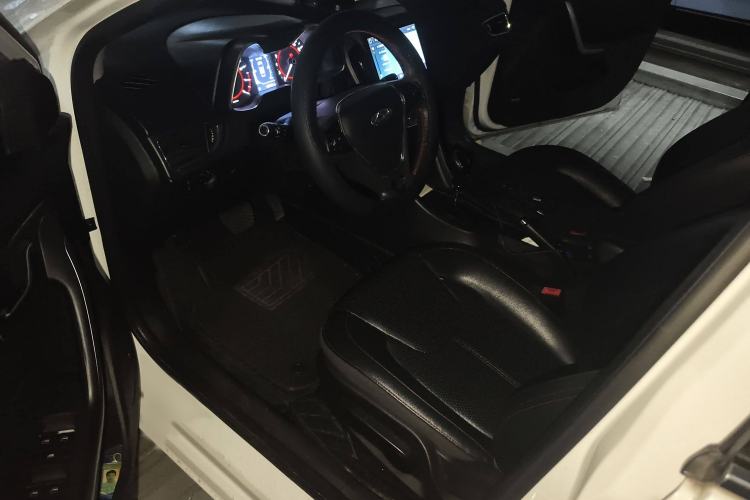 Used Chery Arrizo 5 2016 1.5L CVT Trendsetting Edition
