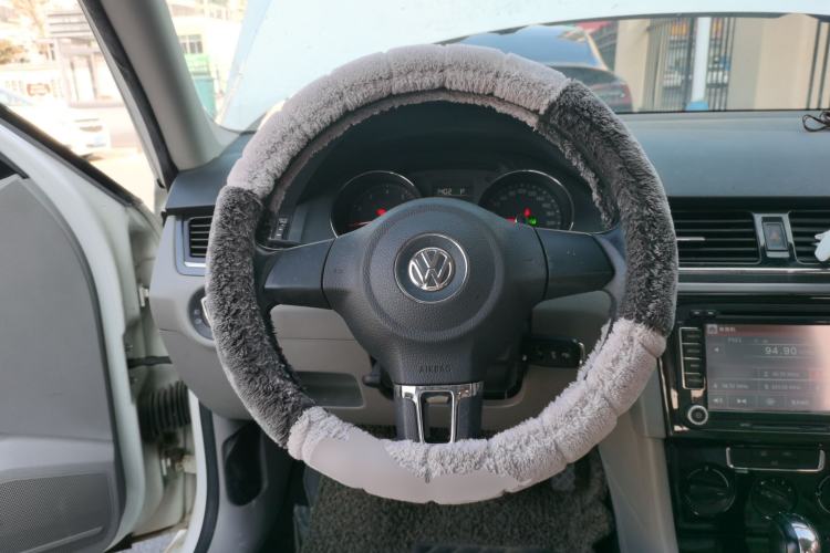 Used Volkswagen Bora 2015 Qihui Edition 1.6L Automatic Fashion Model