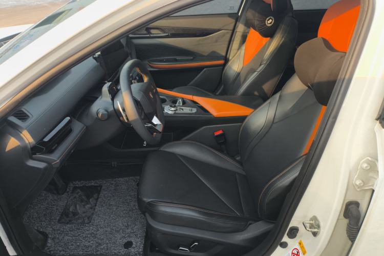 Used Changan UNI-V 2022 1.5T Prestige Version
