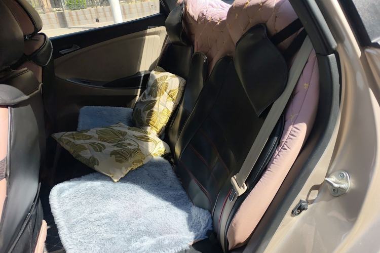 Used Hyundai Verna (older generation) 2014 1.4L Manual Smart GLS Trim
