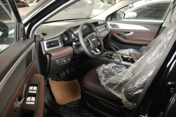 Used JETOUR X90 PLUS 2023 1.6TD DCT Flat-Platform + 5 Seats
