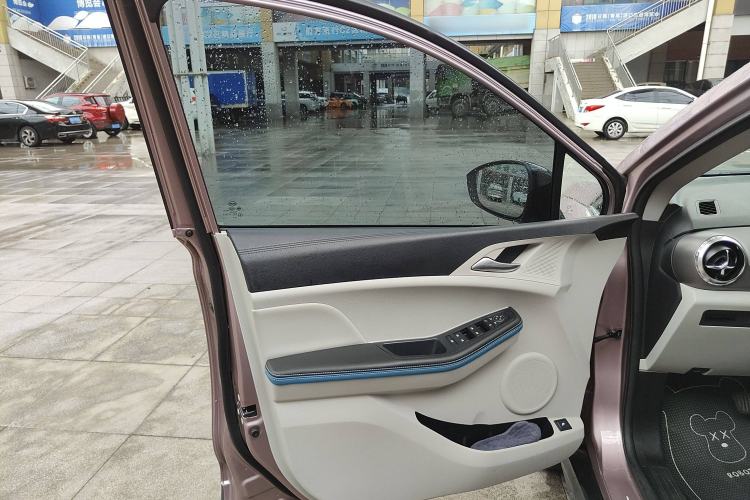 Used BYD Yuan Pro 2023 320KM Luxury Version