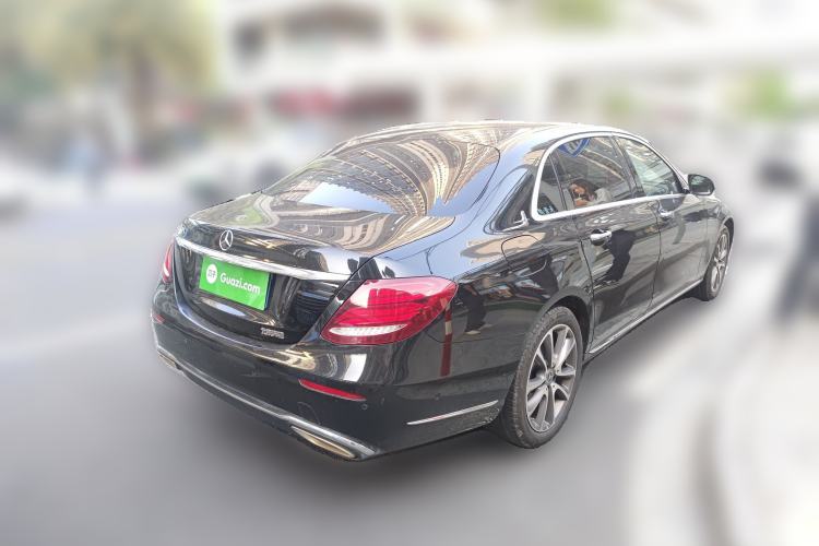 Used Mercedes-Benz E-Class 2019 E 260 L
