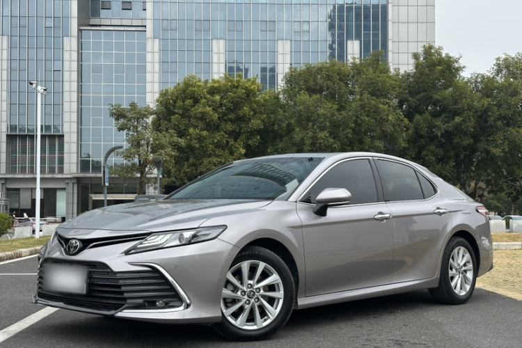 Used Toyota Camry 2021 2.0G Luxury Edition
