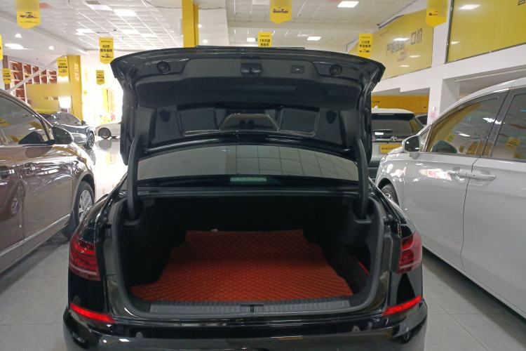 Used Volkswagen Passat 2023 Facelift 330TSI Luxury Edition