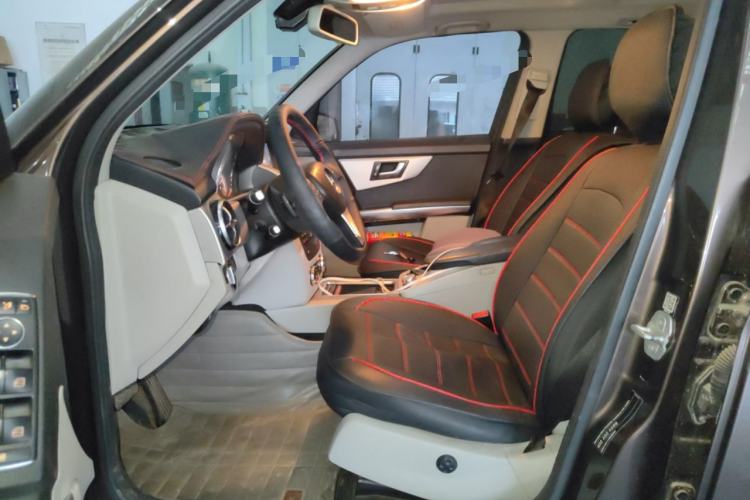 Used Mercedes-Benz GLK-Class 2013 GLK 300 4MATIC Dynamic Sunroof Model