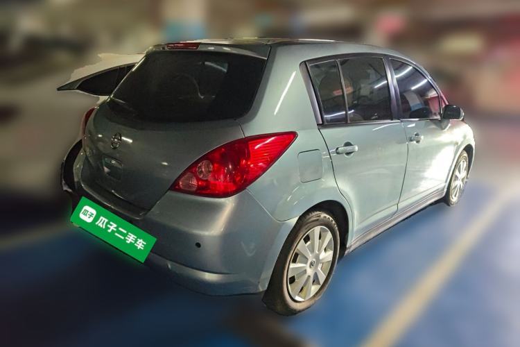 Used Nissan Tiida 2005 1.6GE AT
