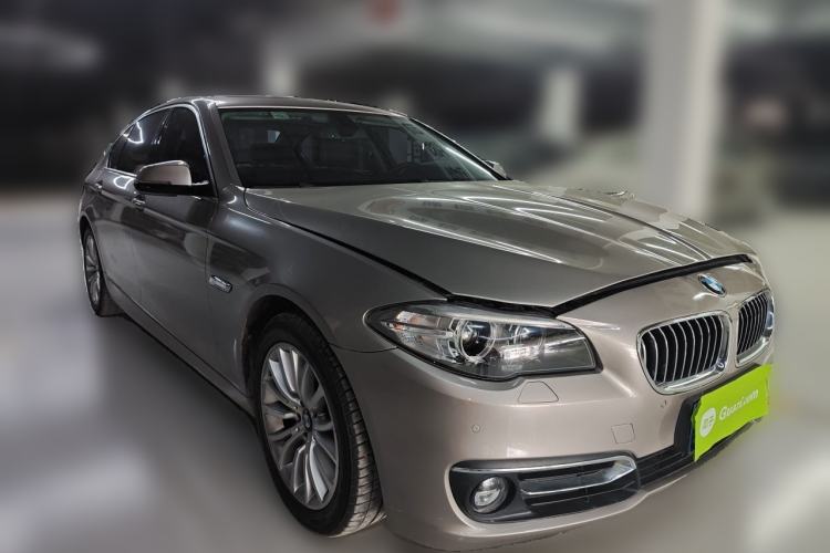 Used BMW 5 Series 2014 525Li Luxury Design Package Front Right 45 Deg
