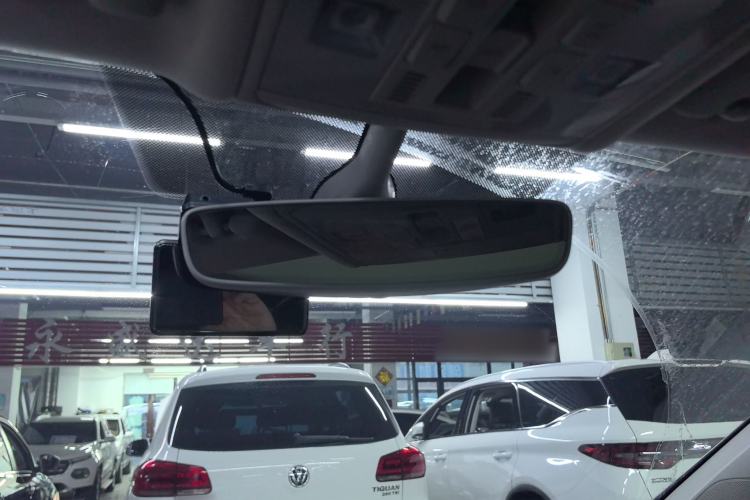 Used Volkswagen Touran 2018 Volkswagen Touran L 280TSI DSG Boundary Edition 7 Seats China VI Standard Interior 7