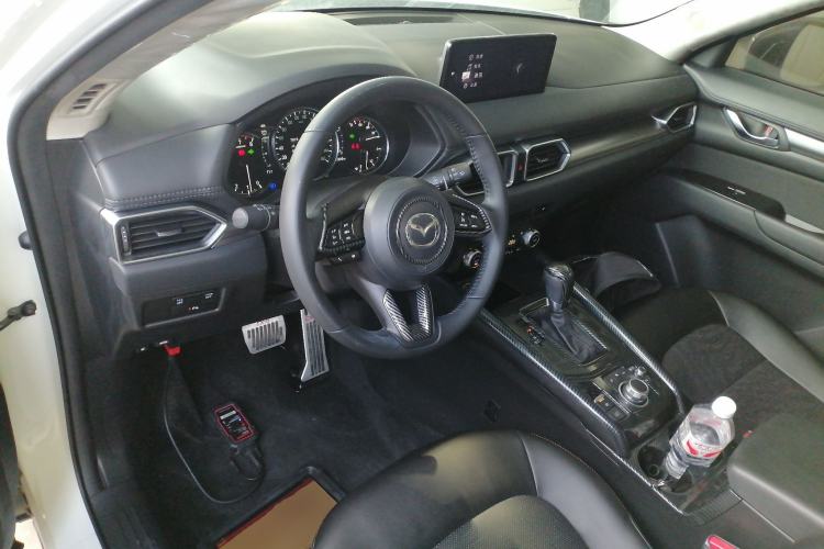 Used Mazda CX-5 2022 2.0L Automatic Two-Wheel Drive Smart Edition Center Console