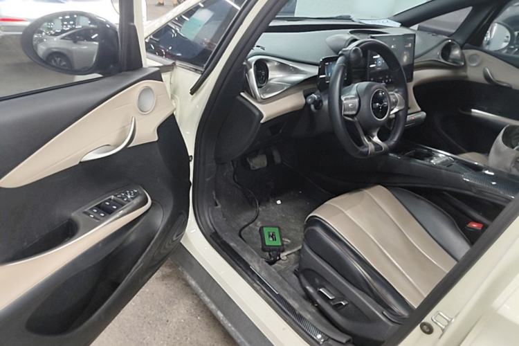 Used BYD Dolphin 2023 420 km Fashion Edition
