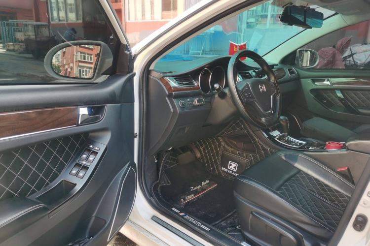 Used Zotye Z500 2015 1.5T CVT Luxury Model
