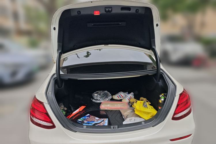 Used Mercedes-Benz E-Class 2020 Restyled E 300 L Sporty and Stylish Edition
