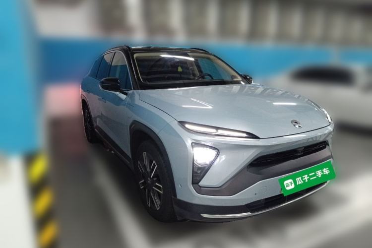 Used Nio ES6 2020 430 km Signature Edition Front Right 45 Deg