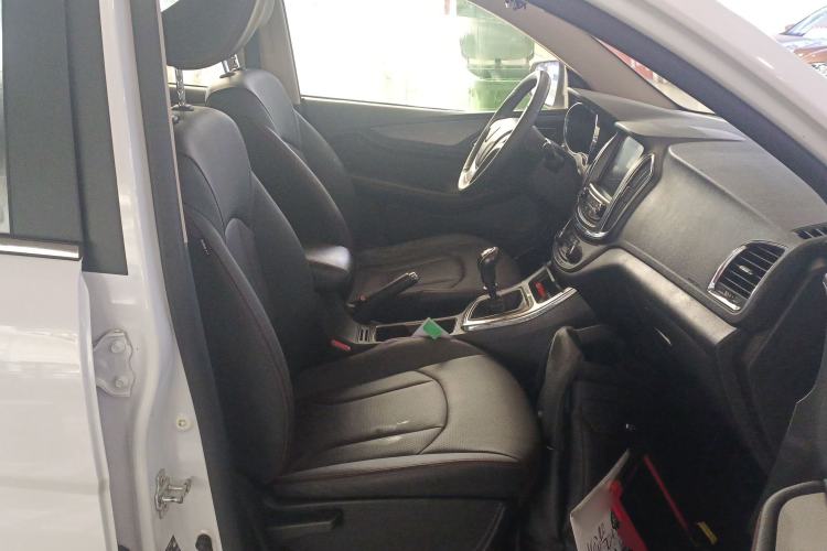 Used Baojun 560 2016 1.5T Manual Luxury Model