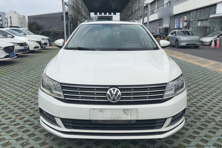 Used Volkswagen Gran Lavida 2015 1.6L Automatic Comfort Edition