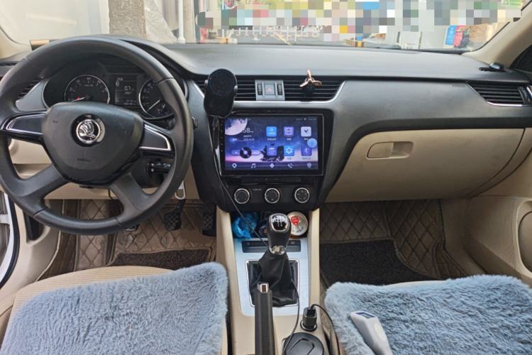 Used Skoda Octavia 2015 1.6L Manual Yijie Edition