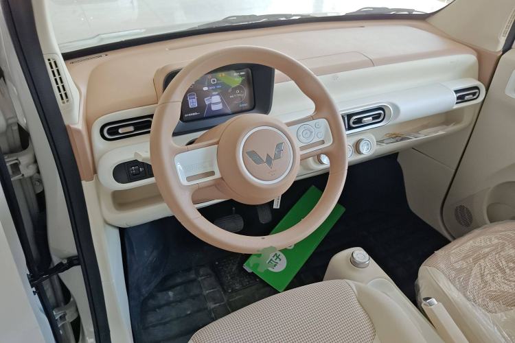 Used Wuling Hongguang MINIEV 2024 3rd Generation 215km Youth Edition