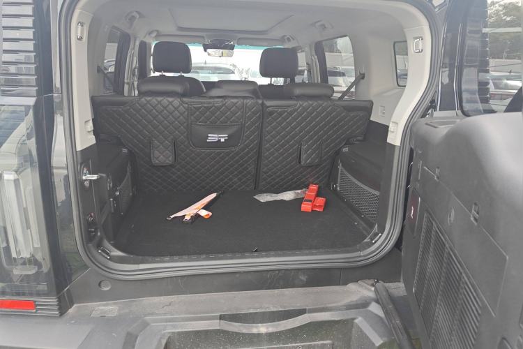 Used JETOUR Traveler 2023 2.0T All-Wheel-Drive CrossPRO Trunk