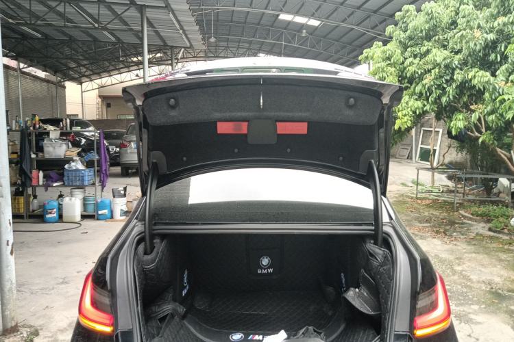 Used BMW 3 Series 2023 320Li M Sport Package Trunk