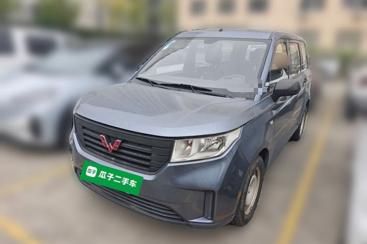 Used Wuling Hongguang PLUS 2019 1.5T Manual Standard Edition 5 Seats