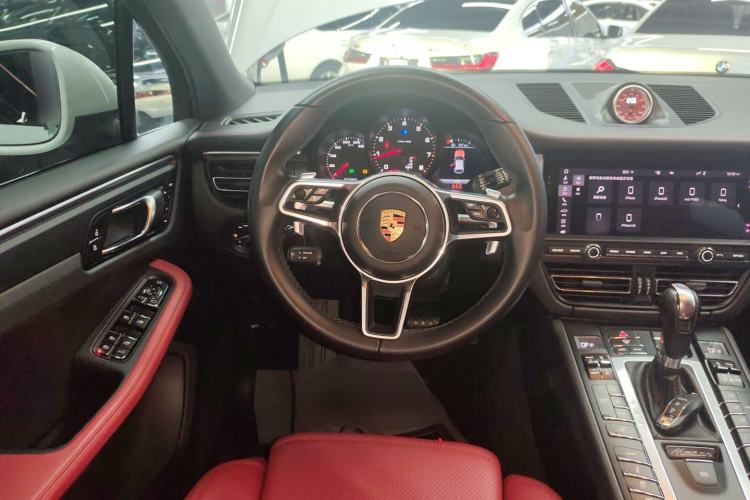 Used Porsche Macan 2018 Macan 2.0T Steering Wheel