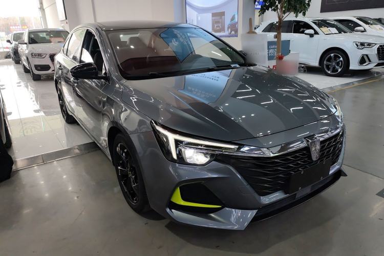 Used Roewe i6 MAX 2020 300TGI Automatic Cool & Stylish Skyroof Edition
