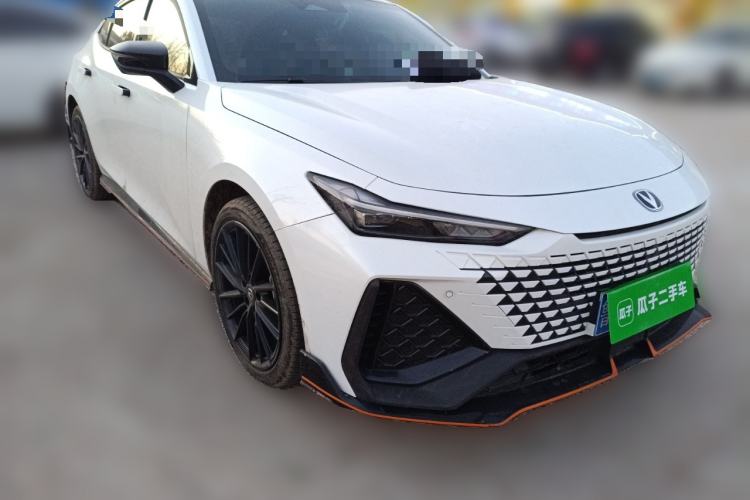 Used CHANGAN UNI-V 2023 2.0T Leading-Speed Edition