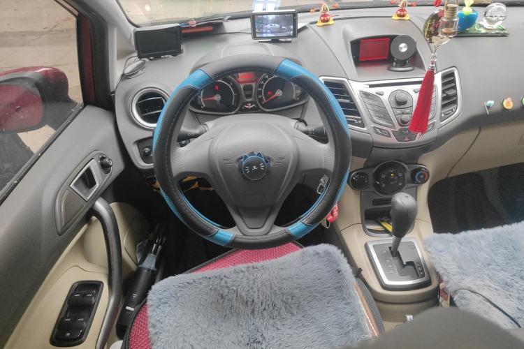 Used Ford Fiesta 2011 Hatchback 1.5L Automatic Fashion Edition
