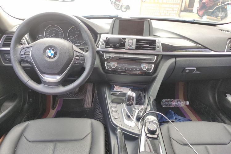 Used BMW 3 Series 2017 320Li Fashion Model
