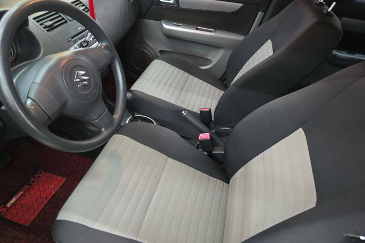 Used Suzuki Swift 2013 1.5L Automatic Standard Edition
