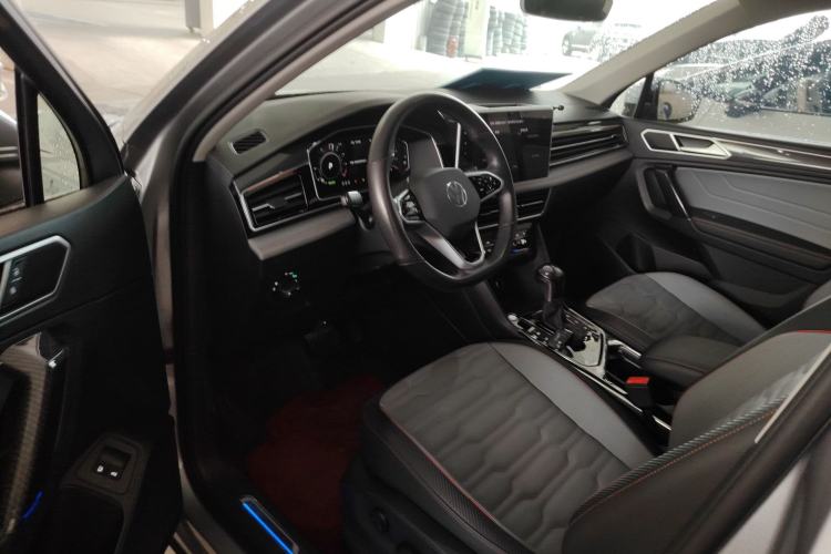 Used Volkswagen Tiguan L New Energy 2022 430 PHEV Plug-in Hybrid Flagship Edition Left Front Seat