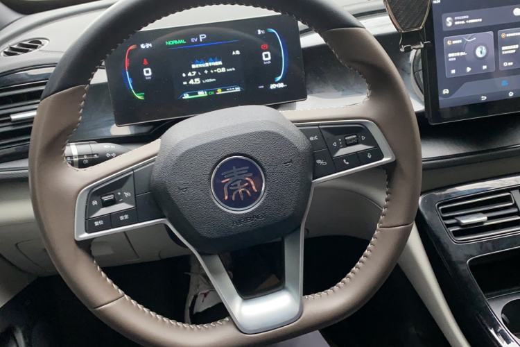 Used BYD Qin PLUS 2024 HONOR Edition DM-i 55KM Leading Model