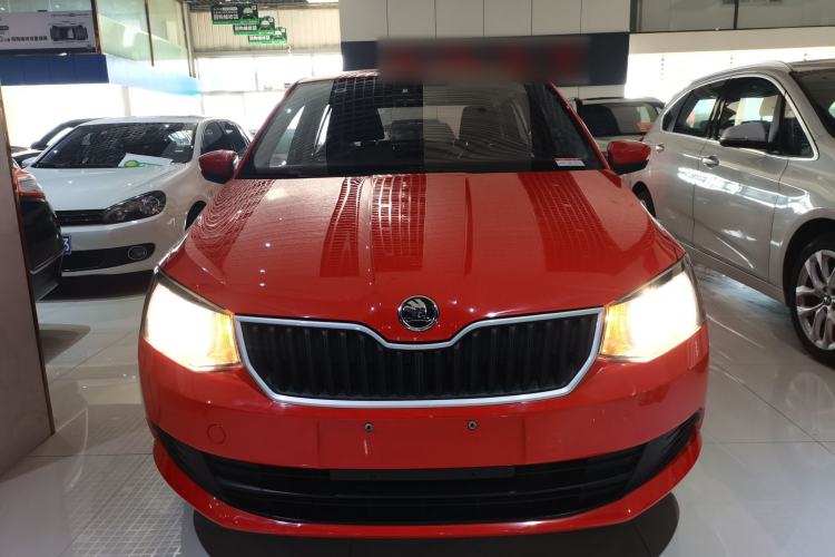 Used Skoda Fabia 2015 1.4L Automatic Front-Drive Model