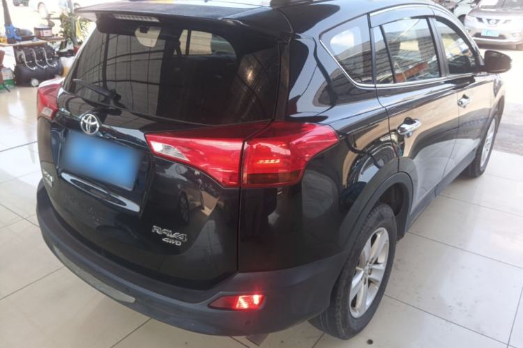 Used Toyota RAV4 2013 2.5L Automatic 4x4 Elite Edition Rear Right 45 Deg