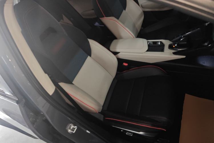 Used Lynk & Co 06 2020 1.5T YAO Halo
