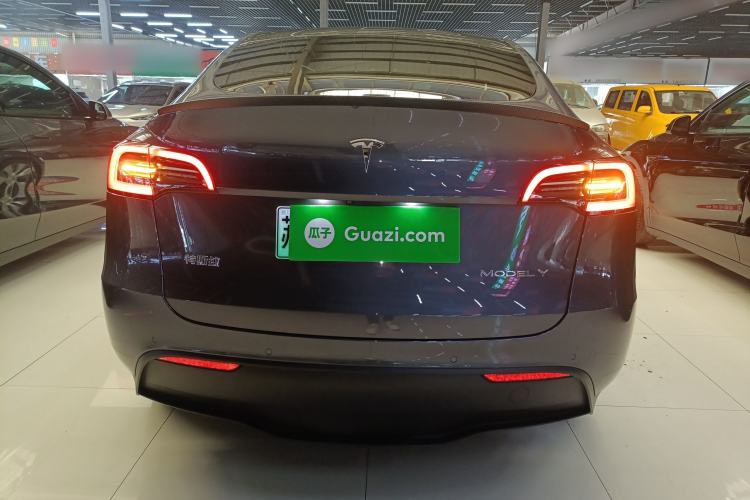 Used Tesla Model Y 2021 Long-Range All-Wheel-Drive Version 3D7
