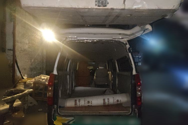 Used Jinbei Hiace X30 2021 1.5L Wealthy Single-Steaming Air-Conditioned Version Bus China VI Standard SWC15M
