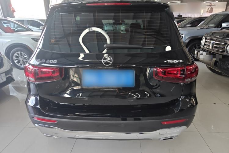 Used Mercedes-Benz GLB 2023 Refreshed GLB 200 Dynamic Edition Exterior 4